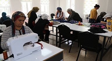 Haliliye’de Kadınlar, Dikiş-Nakış Kurslarıyla Hem Öğreniyor Hem Üretiyor