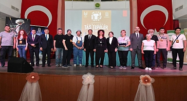 Öğrenciler, Uluslararası Taş Tepeler Resim Çalıştayında Sanatçılarla Buluştu