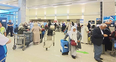 İlk Hac Kafilesi Şanlıurfa’ya Döndü! 