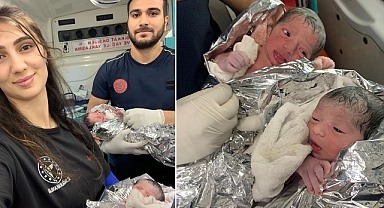 Şanlıurfa’da Ambulansta İkiz Doğum!