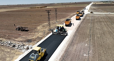 Suruç Ve Harran’ın Ardından Ceylanpınar Kırsalı Da Sıcak Asfaltla Buluşuyor