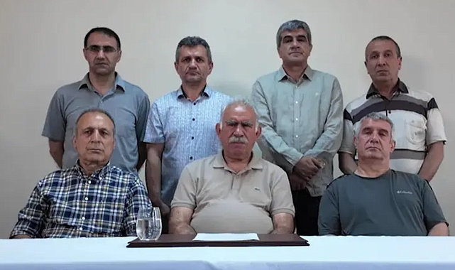 Abdullah Öcalan'dan 25 Yıl Sonra İlk Video Mesaj: PKK'ya Silah Bırakma Çağrısı