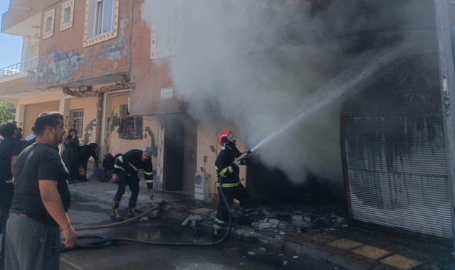 Ceylanpınar’da Depo Yangını Korkuttu, Ekipler Hızla Müdahale Etti