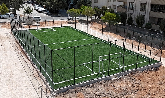 Karaköprü’de Semt Sahaları Gençleri Ağırlıyor