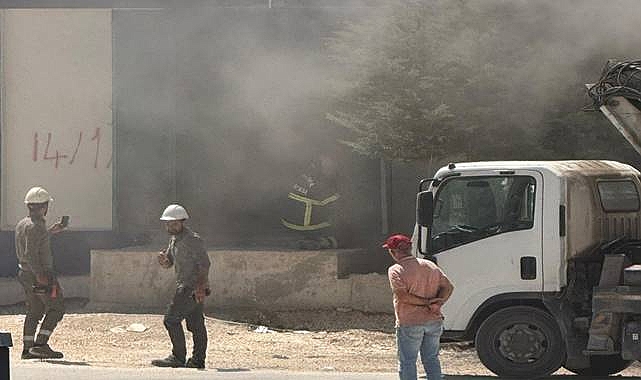 Karaköprü'de Trafo Patladı: İtfaiye Ekipleri Sevk Edildi