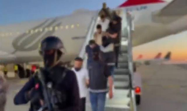 Kırmızı Bültenle Aranan 2 Elebaşının da Aralarında Olduğu 20 Şüpheli Yakalandı