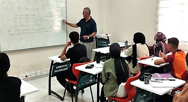 Süleymanşah Gençlik Merkezi’nde Yaz Dersleri Başladı