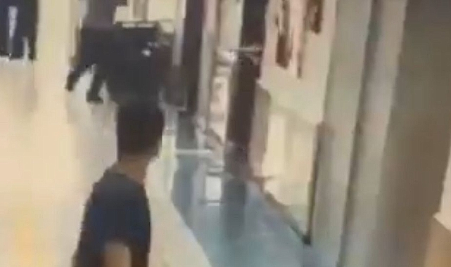 Urfa'da Hastanede Dehşet! Başhekim Yardımcısı ve Güvenlik Görevlisi Bıçaklandı