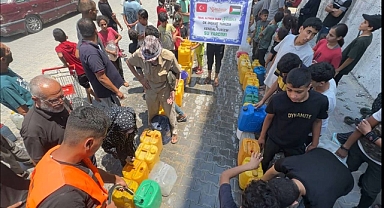 Urfalı Dernek Gazze’ye Yardım Eli Uzattı