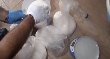 305 Kilo Uyuşturucu ve Kimyasal Madde Ele Geçirildi