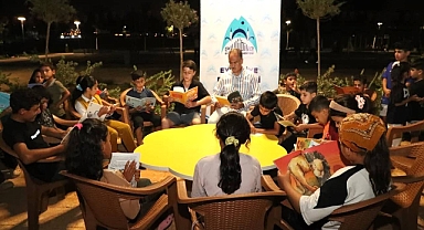 Başkan Kuş, Gezici Kütüphane Etkinliğinde Çocuklar ve Gençlerle Buluştu