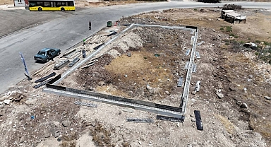 Güllübağ’da Gençler İçin Yeni Semt Sahası Kazandırılıyor