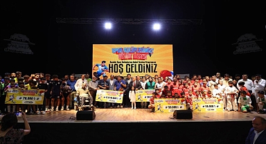 Şanlıurfa Büyükşehir Belediyesi'nden Amatör Spor Kulüplerine 6 Milyon TL Destek