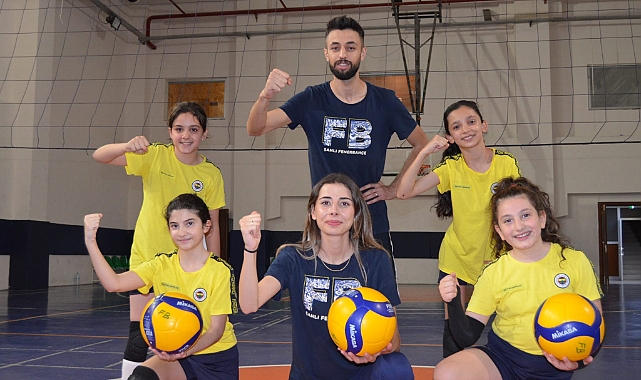 Şanlıurfa Fenerbahçe Voleybol Spor Okulu – Geleceğin Yıldızlarını Yetiştiriyor!