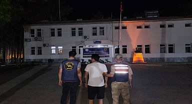 Urfa’da Cinayet ve Göçmen Kaçakçılığından Aranan Hükümlü Yakalandı