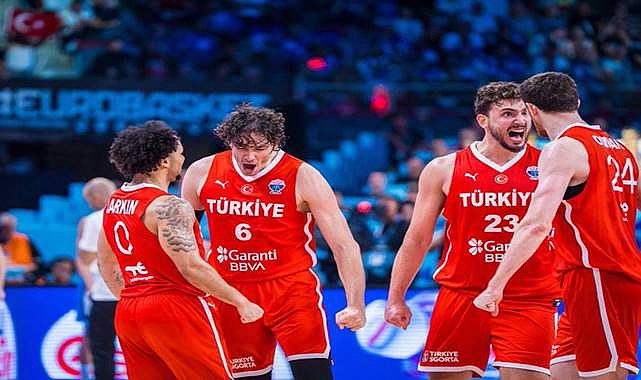 12 Dev Adam, Eyyübiye Millet Bahçesi'nde Dev Ekranda!