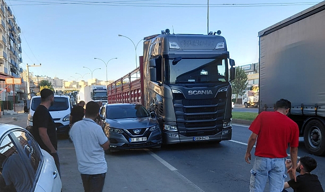 Hilvan’da Tır ile Jeep Çarpıştı: Can Kaybı Yok