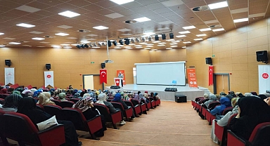 Şanlıurfa’da Kur’an Kursu Öğreticilerine P4C Eğitimi