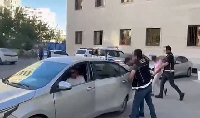 Şanlıurfa'da Sınavda Kopya Düzeneği Operasyonu: 3 Kişi Tutuklandı