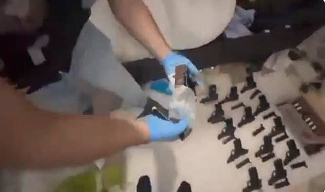 Silah Operasyonu: 13 Tabanca, 552 Fişek Ele Geçirildi