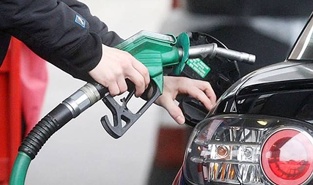 Akaryakıta Gece Yarısı İndirimi: Benzin ve Motorine Çifte İndirim