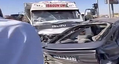 Diyarbakır-Şanlıurfa karayolunda Freni Boşalan Kamyon Dehşet Saçtı: 10 Yaralı