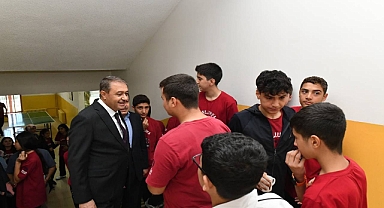 Şanlıurfa Gençliğine Vali Dokunuşu