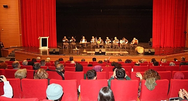 Urfa Türküleri Bozkırın Kalbinde Yankılandı