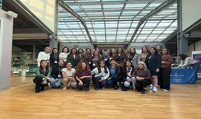 28. Kadın Sığınakları Kurultayı’nda Hilvan’ın Sesini Duyurdu