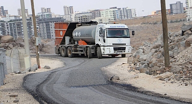 Batıkent’te Yeni Yollarda Sathi Asfalt Kaplama Yapılıyor