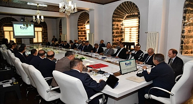 Eğitim Masaya Yatırıldı: Şanlıurfa’da Okullar İçin Yeni Dönem