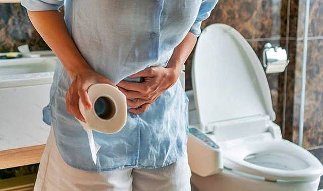 Erkeklerde Tuvalet Pozisyonu Tartışması: Oturarak mı Ayakta mı Daha Sağlıklı?