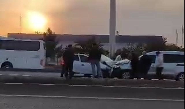 Şanlıurfa’da İki araç Kafa Kafaya Çarpıştı! 