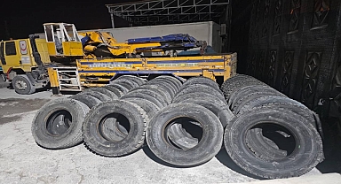 Şanlıurfa’da Jandarmadan Kaçak Lastik Operasyonu!