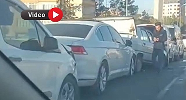 Şanlıurfa’da Zincirleme Trafik Kazası: Çok Sayıda Araç Birbirine Girdi