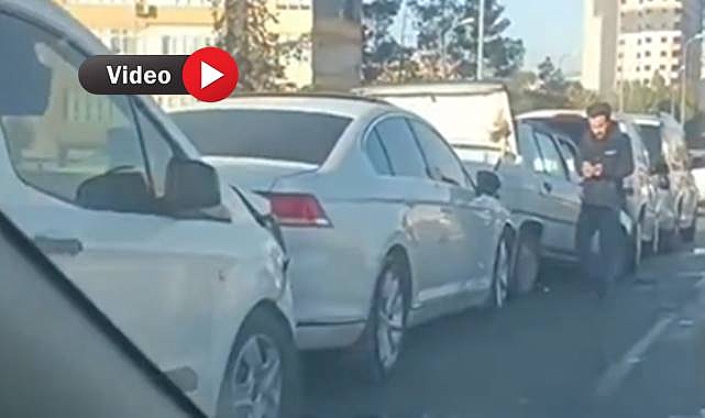 Şanlıurfa’da Zincirleme Trafik Kazası: Çok Sayıda Araç Birbirine Girdi