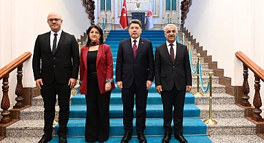 Adalet Bakanı Tunç, DEM Partili Vekillerle Bir Araya Geldi