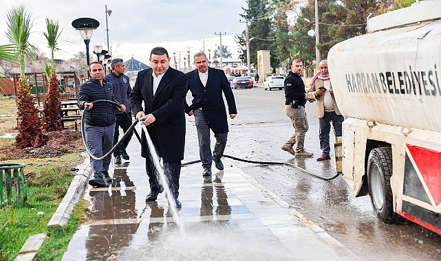 Başkan Özyavuz Sahaya İnerek Çalışmaları Denetledi