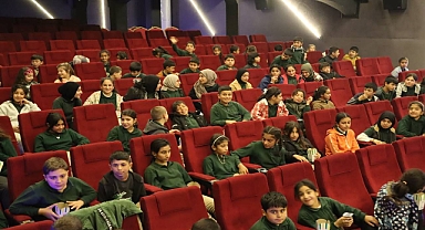 Büyükşehir’den Öğrencilere Sinema Keyfi