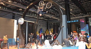 Engelli Bireyler Bilim Merkezi’nde Buluştu