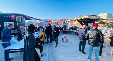 Gazze Yararına Hayır Çarşısı Rabia Meydanı’nda Gerçekleştirildi