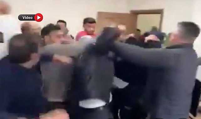 Şanlıurfa’da Belediye Binası Savaş Alanına Döndü: Yaralılar Var