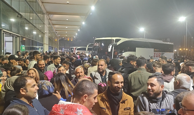 Şanlıurfa Otogarı’nda Asker Uğurlama Yoğunluğu