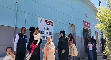 Türkiye’den Suriye’ye Geri Dönüşlerde Hızlanma: 1,3 Milyon Kişi Ülkesine Döndü