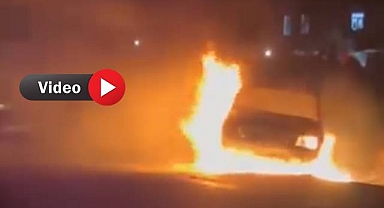 Urfa’da Şok Olay: Sürücü Aracını Ateşe Verdi