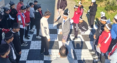 Viranşehir Spor Lisesi’nde Canlı Satranç Arenası