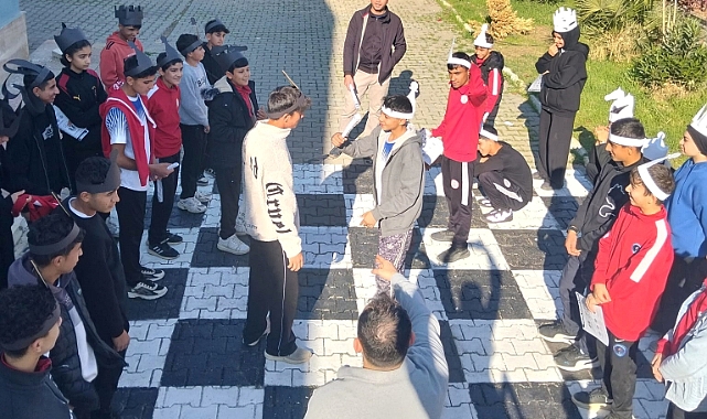 Viranşehir Spor Lisesi’nde Canlı Satranç Arenası