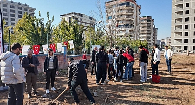 Yeşeren Okullar Projesi İle Fidanlar Toprakla Buluşuyor