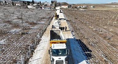 Karaköprü’de Grup Yolu Sıcak Asfaltla Buluşuyor 