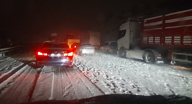 Karayolları’na Tepki: “Gaziantep Yolunda Saatlerdir Mağduruz”